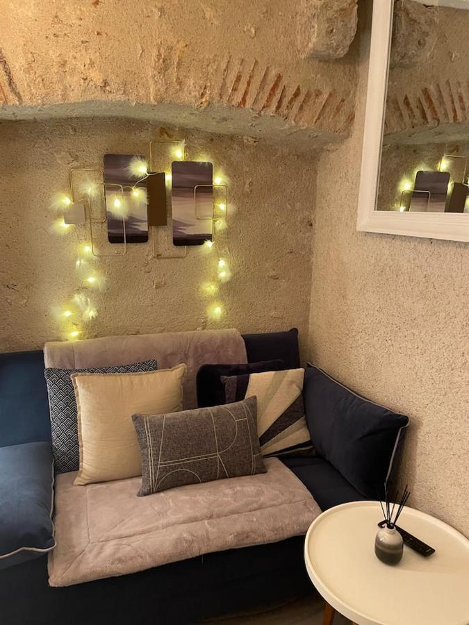 Esprit Hygge A Blois : Un Interieur Bien-Etre Apartment Exterior photo