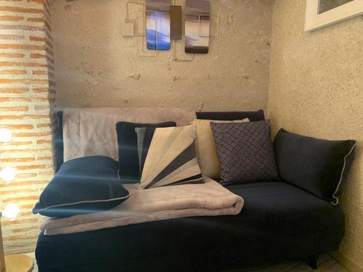 Esprit Hygge A Blois : Un Interieur Bien-Etre Apartment Exterior photo