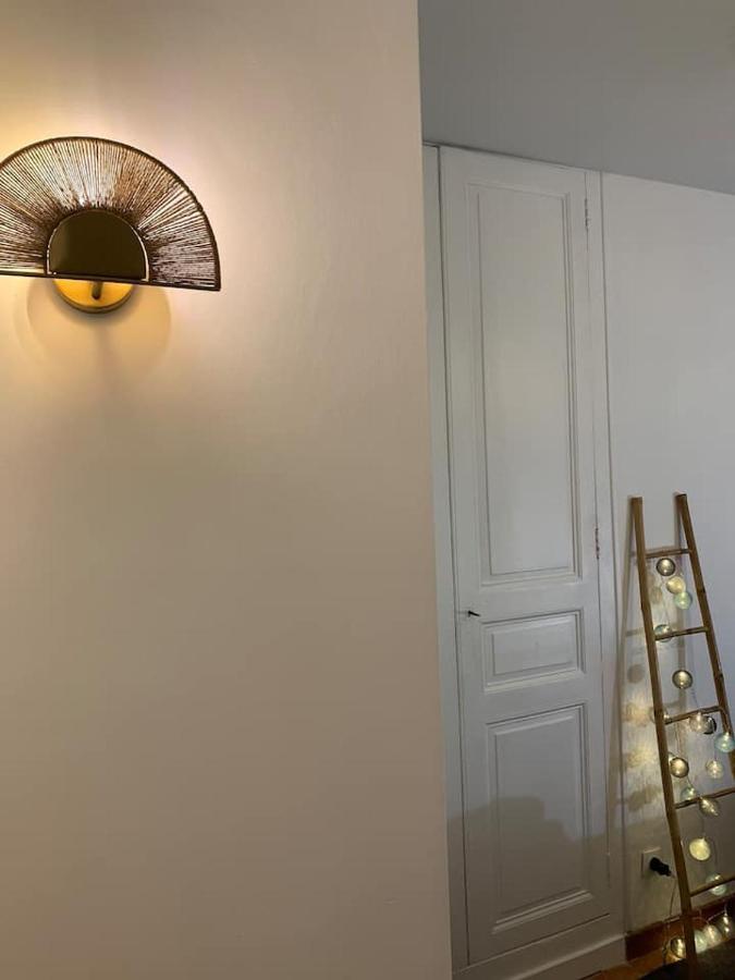 Esprit Hygge A Blois : Un Interieur Bien-Etre Apartment Exterior photo